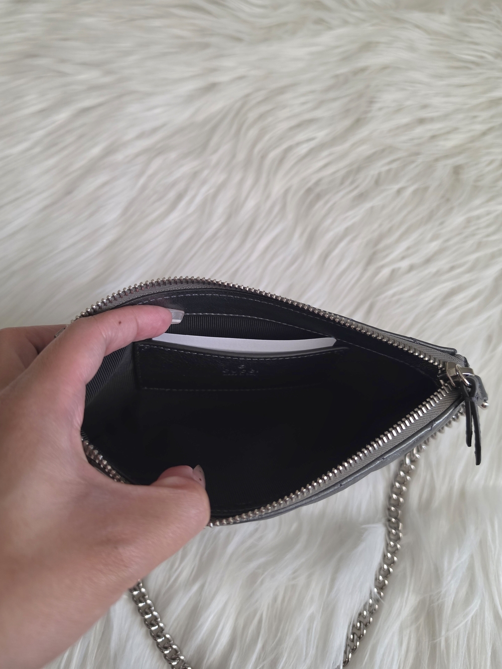 Gucci Marmont Mini Shoulder Bag - Picture 6 of 8